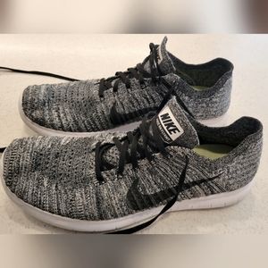 Nike Free RN Flyknit